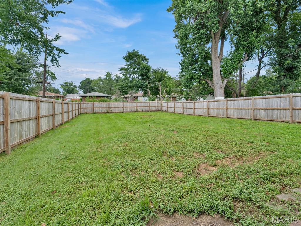 Homes for sale in St Ann, MO | 11209 Saint Shawn Ln, St Ann, MO 63074 | MLS# MIS26046120