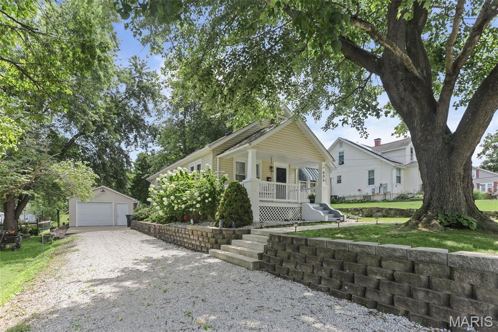 Homes for sale in Steeleville, IL | 406 Sparta, Steeleville, IL 62288 | MLS# MIS26046130