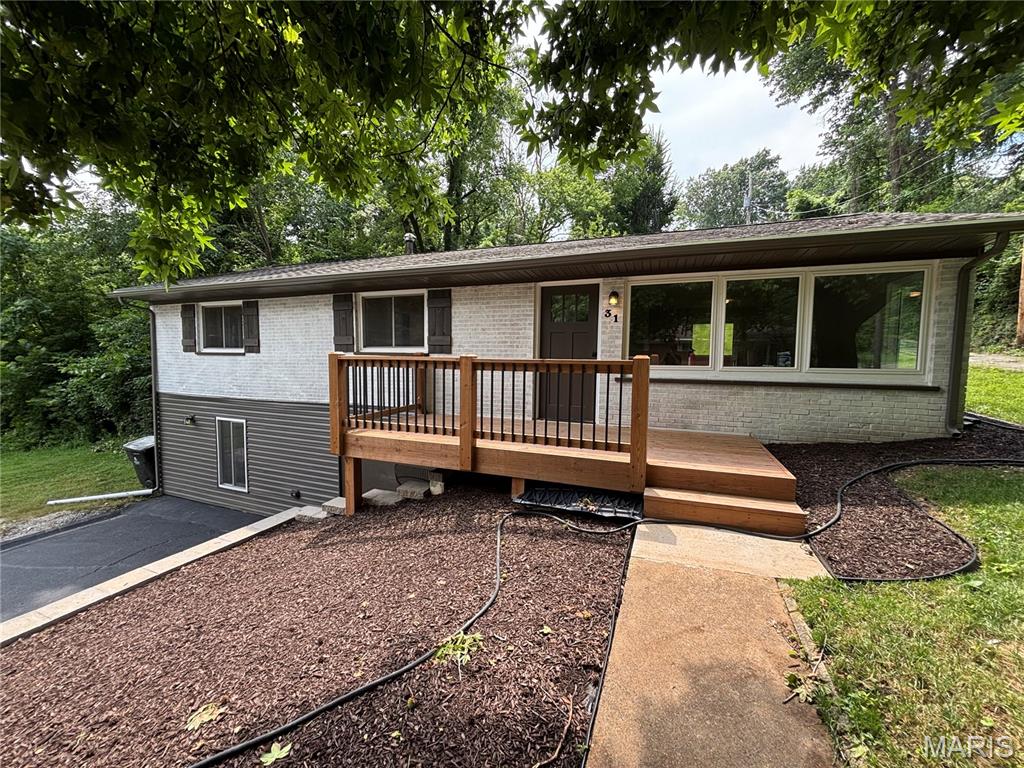 2nd image of 31 Highwood Dr, Belleville, IL 62223 | MLS# MIS26046147