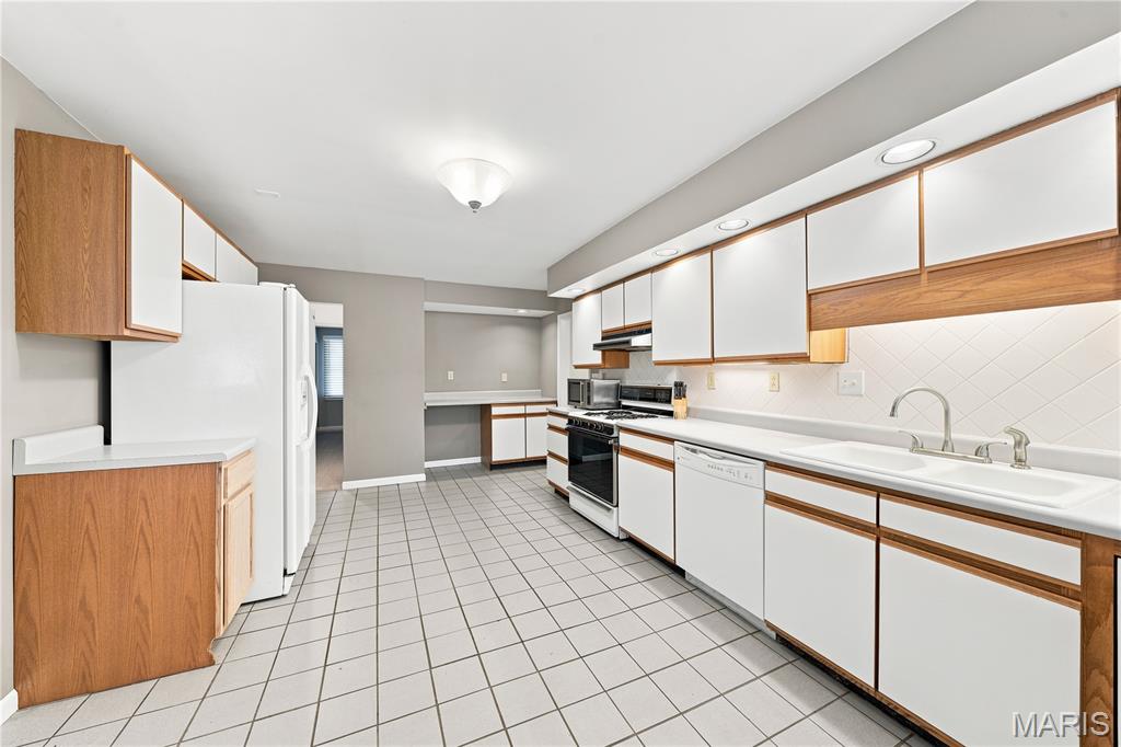4th image of 80 La Venta Dr, Florissant, MO 63031 | MLS# MIS26046151