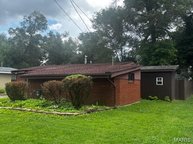 Homes for sale in East Alton, IL | 710 Valley Dr, East Alton, IL 62024 | MLS# MIS26046174