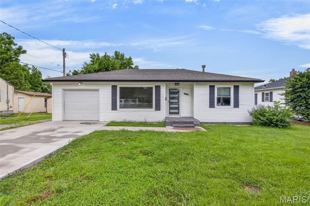 1st image of 1206 N Washington St, Farmington, MO 63640 | MLS# MIS26046229