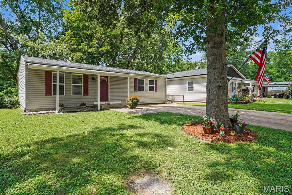 3rd image of 120 Cedar Ridge Dr, Pacific, MO 63069 | MLS# MIS26046236