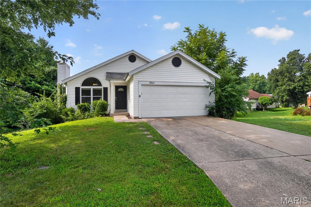 2nd image of 5304 Bay Wind Ct, Florissant, MO 63034 | MLS# MIS26046297