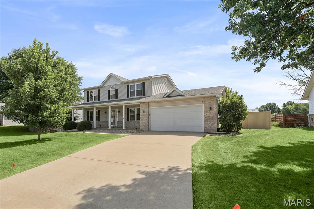 Homes for sale in Troy, IL | 514 Creekside Dr, Troy, IL 62294 | MLS# MIS26046304