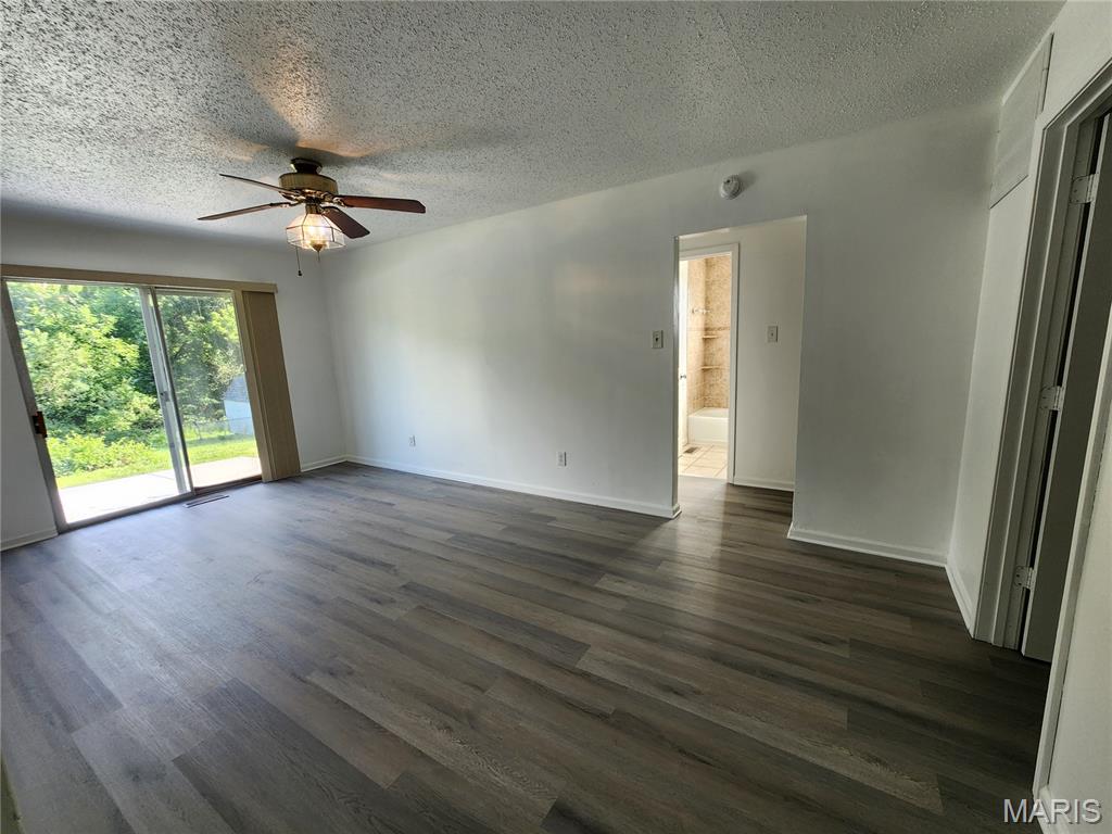 5th image of 6300 Silver Fox Dr, Florissant, MO 63034 | MLS# MIS26046345