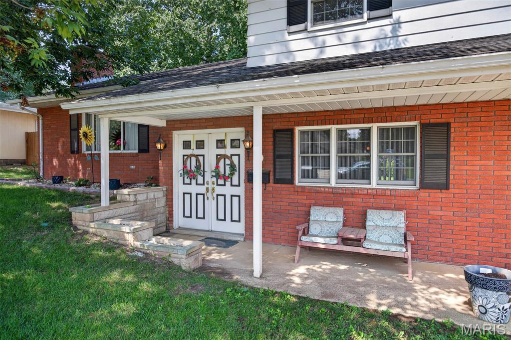 Homes for sale in Nashville, IL | 461 S Grand St, Nashville, IL 62263 | MLS# MIS26046357