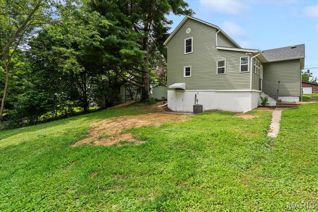 Homes for sale in Glen Carbon, IL | 90 Sunset Ave, Glen Carbon, IL 62034 | MLS# MIS26046362