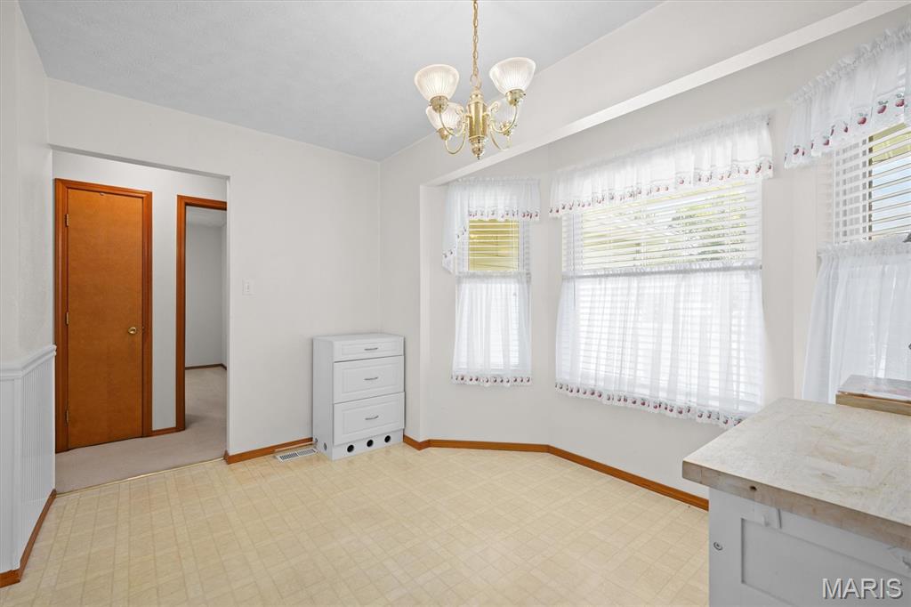 Homes for sale in Mascoutah, IL | 10 Michelle Dr, Mascoutah, IL 62258 | MLS# MIS26046384