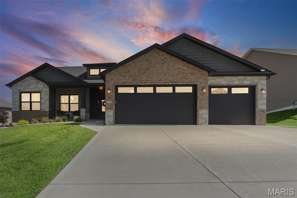 Homes for sale in Maryville, IL | 165 Stonebridge Bluff Dr, Maryville, IL 62062 | MLS# MIS26046408