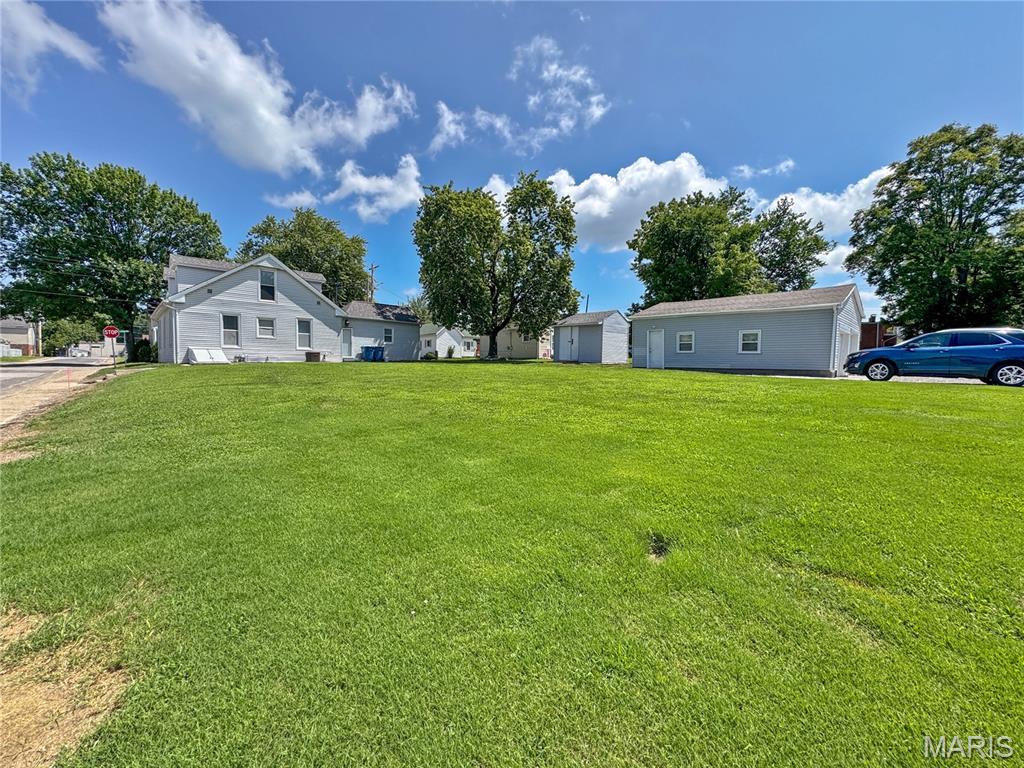 Homes for sale in Troy, IL | 118 W Center St, Troy, IL 62294 | MLS# MIS26046423