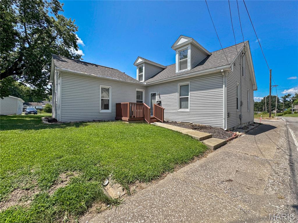 Homes for sale in Troy, IL | 118 W Center St, Troy, IL 62294 | MLS# MIS26046423