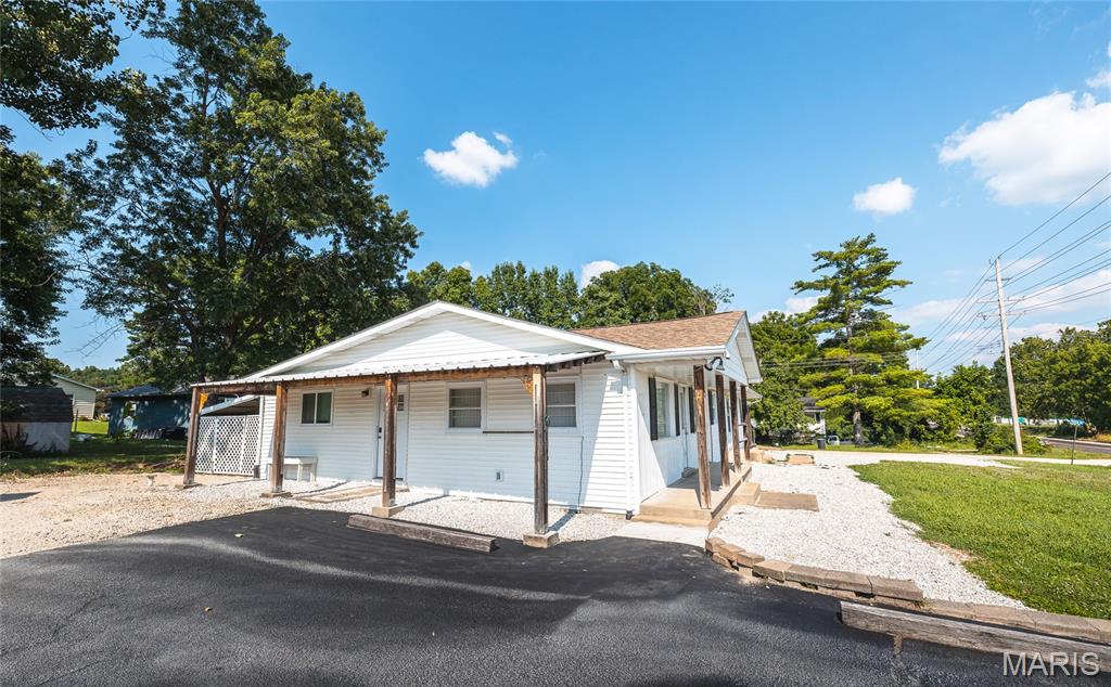 3rd image of 3741 Hwy 30, Lonedell, MO 63060 | MLS# MIS26046438