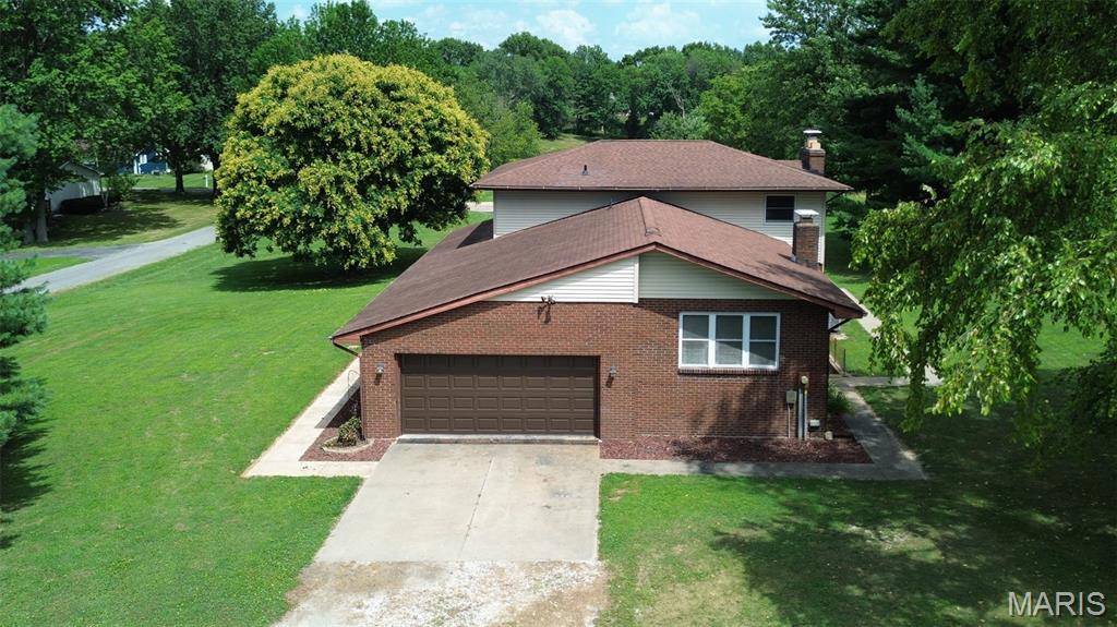 Homes for sale in Grafton, IL | 21015 Hickory St, Grafton, IL 62037 | MLS# MIS26046447