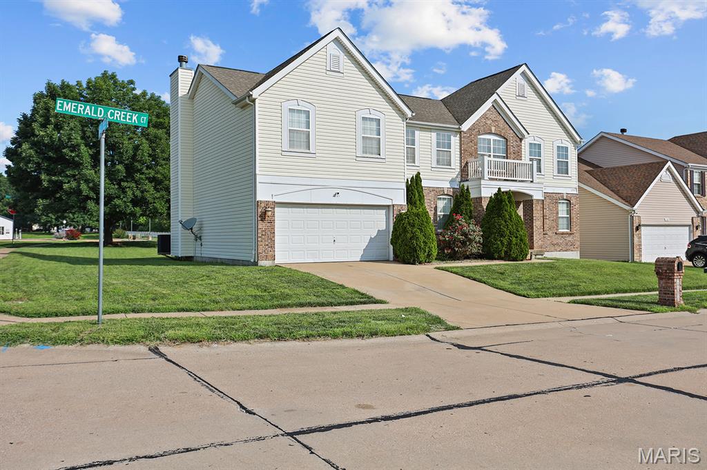 3rd image of 2701 Emerald Creek Ct, Florissant, MO 63031 | MLS# MIS26046463