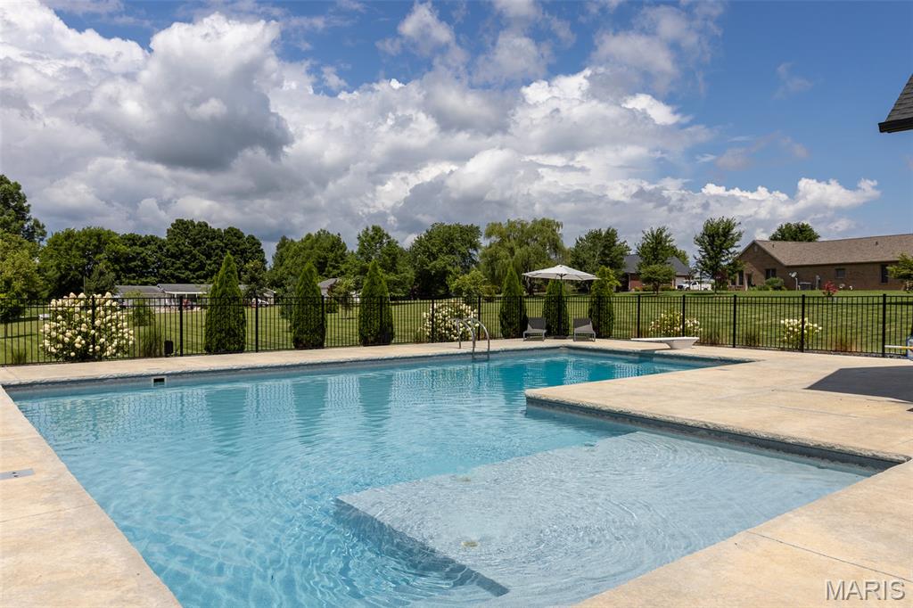 4th image of 2007 Providence Dr, Jackson, MO 63755 | MLS# MIS26046500