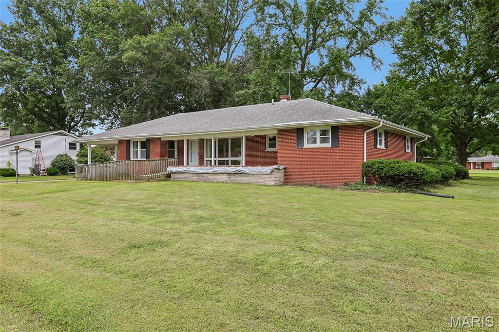 Homes for sale in Mount Olive, IL | 304 W 7th North St, Mount Olive, IL 62069 | MLS# MIS26046501