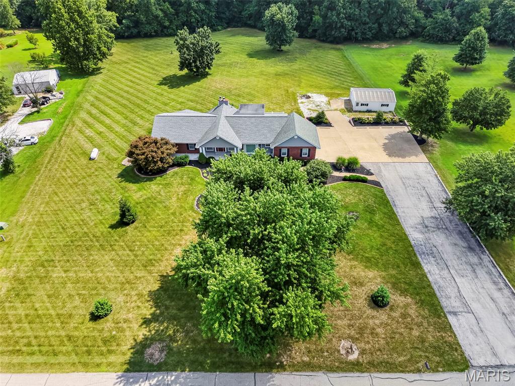 2nd image of 336 Weston Dr, Troy, MO 63379 | MLS# MIS26046508