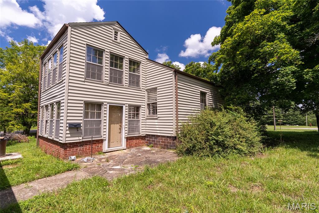 3rd image of 616 Broadway S, Goreville, IL 62939 | MLS# MIS26046518