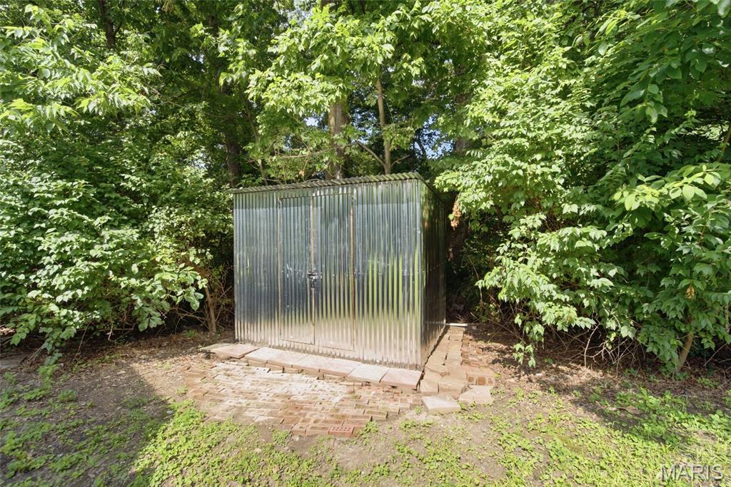 55th image of 330 Hillwood Dr, Belleville, IL 62223 | MLS# MIS26046530