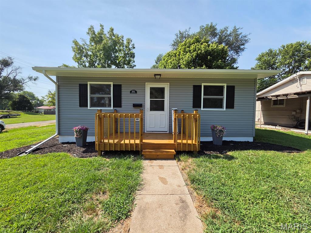 1st image of 501 Donaldson St, Canton, MO 63435 | MLS# MIS26046550