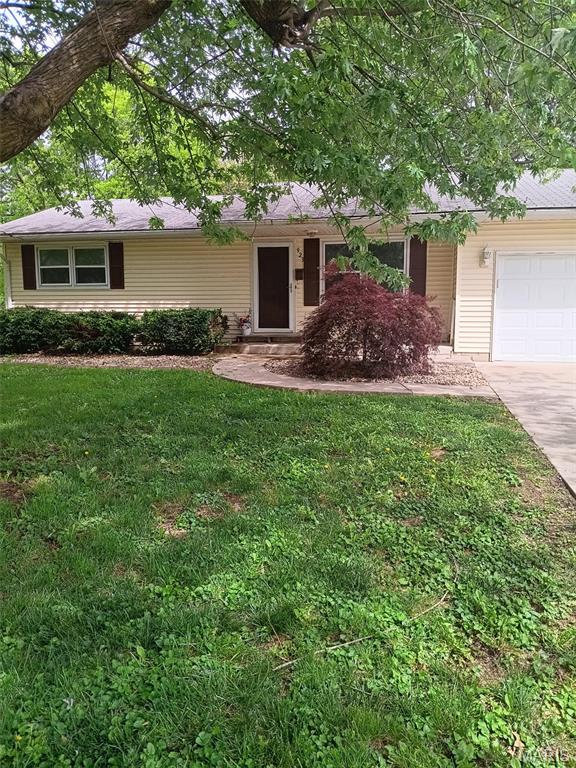 Homes for sale in Jerseyville, IL | 923 Sumner St, Jerseyville, IL 62052 | MLS# MIS26046565