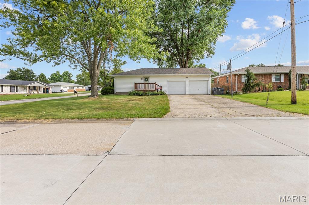 4th image of 1205 Cypress Dr, O Fallon, MO 63366 | MLS# MIS26046616