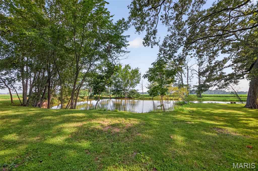 Homes for sale in Columbia, IL | 8861 Gilmore Lake Rd, Columbia, IL 62236 | MLS# MIS26046650