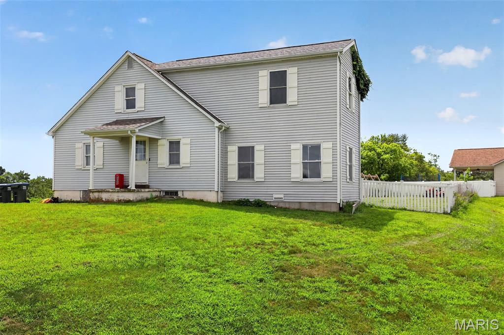 Homes for sale in Waterloo, IL | 904 Sheridan Ln, Waterloo, IL 62298 | MLS# MIS26046652
