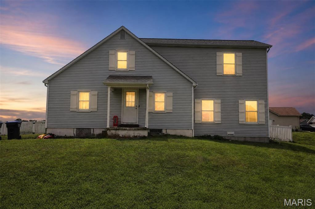 Homes for sale in Waterloo, IL | 904 Sheridan Ln, Waterloo, IL 62298 | MLS# MIS26046652