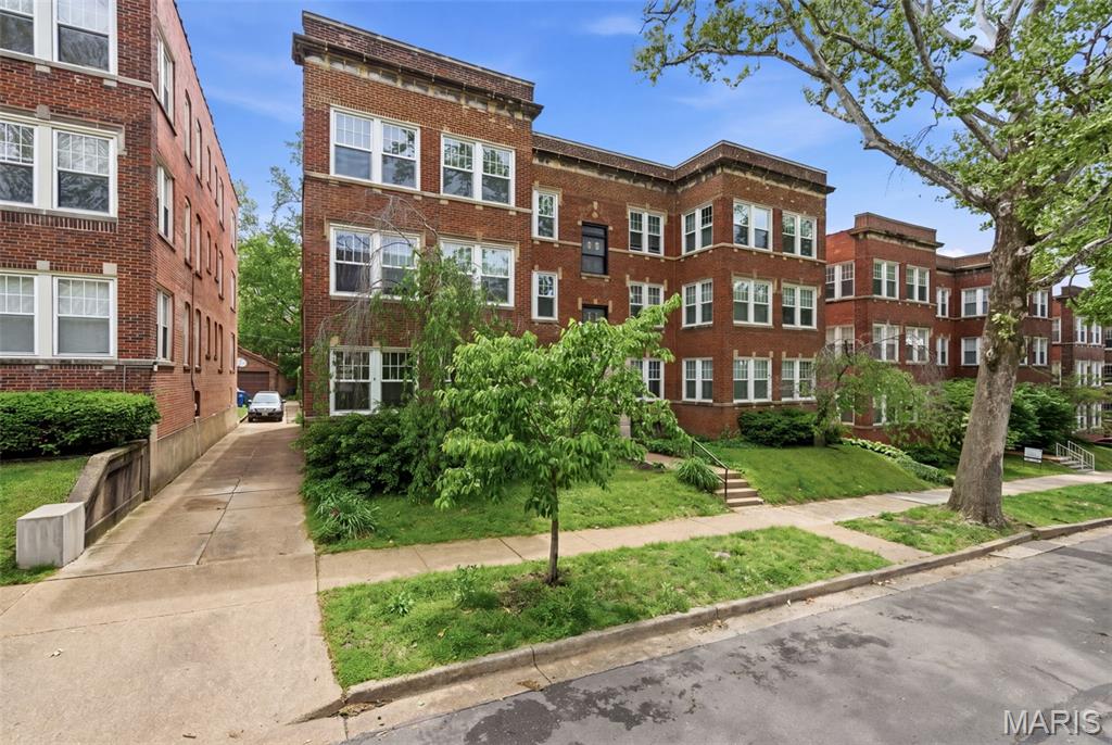 Homes for sale in Clayton, MO | 6306 Southwood Ave #3E, Clayton, MO 63105 | MLS# MIS26046657