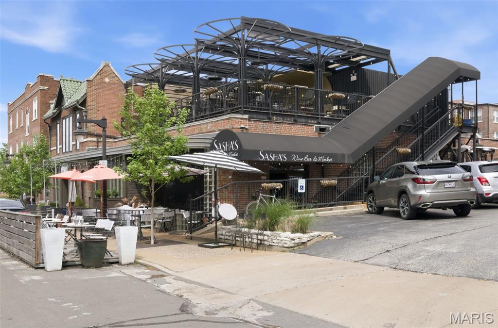 Homes for sale in Clayton, MO | 6306 Southwood Ave #3E, Clayton, MO 63105 | MLS# MIS26046657