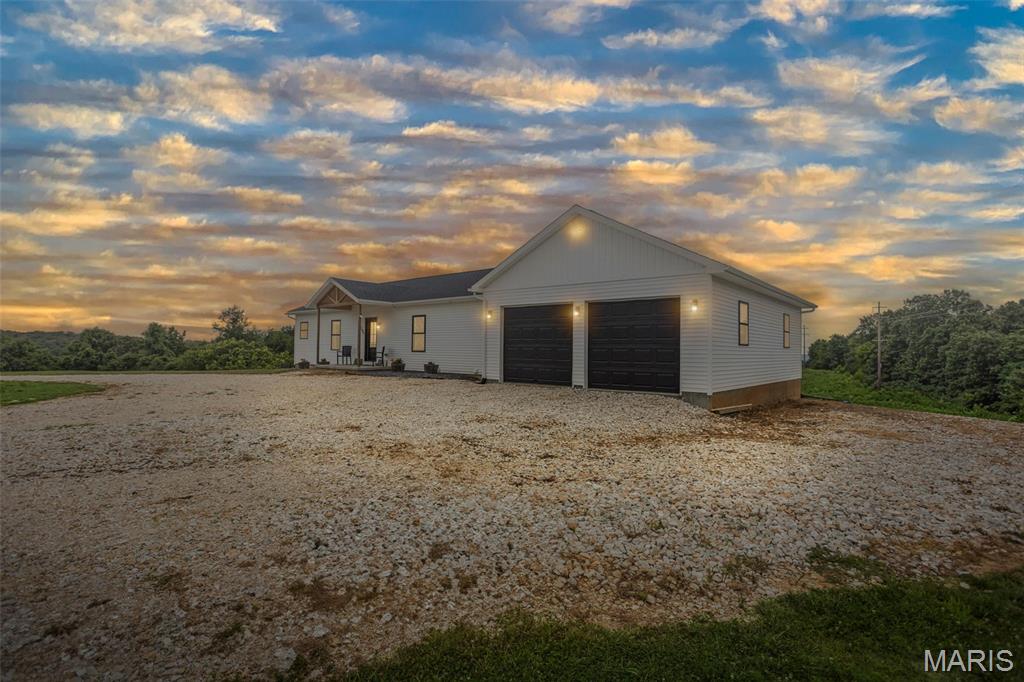 2nd image of 2206 Plummer Hill Rd, Hardin, IL 62047 | MLS# MIS26046714