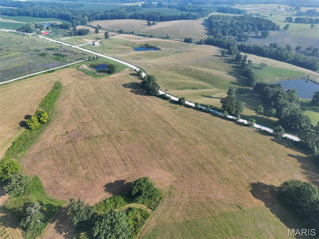 2nd image of 680 Tickridge Rd, Silex, MO 63377 | MLS# MIS26046718
