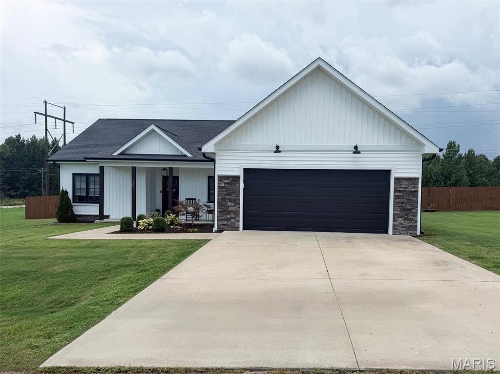 1st image of 205 Berkshire, Poplar Bluff, MO 63901 | MLS# MIS26046724