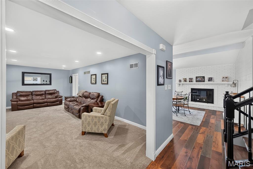 4th image of 423 Ancestry Dr, St Peters, MO 63376 | MLS# MIS26046728