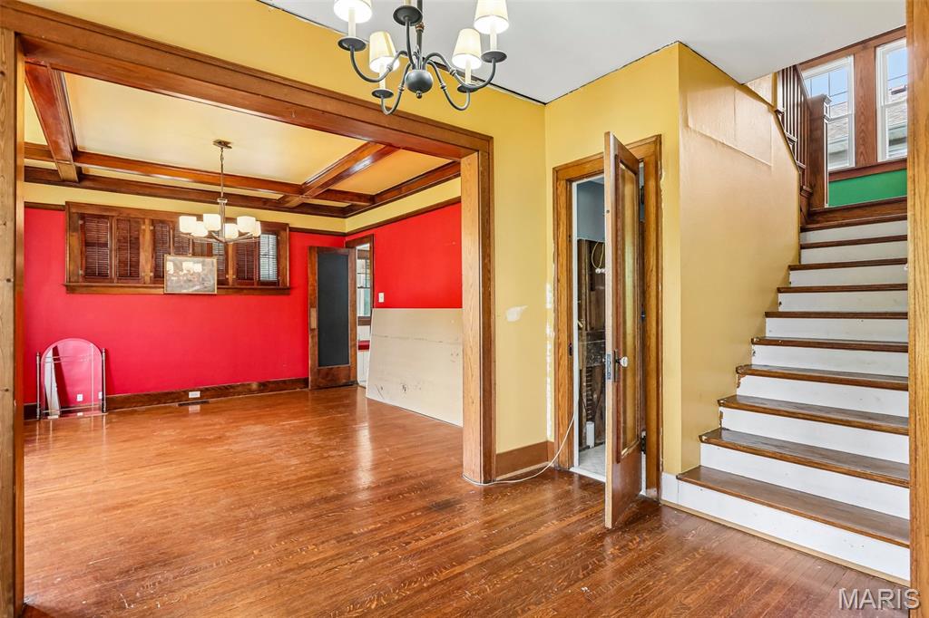 Homes for sale in Hillsboro, IL | 615 W Tremont St, Hillsboro, IL 62049 | MLS# MIS26046755