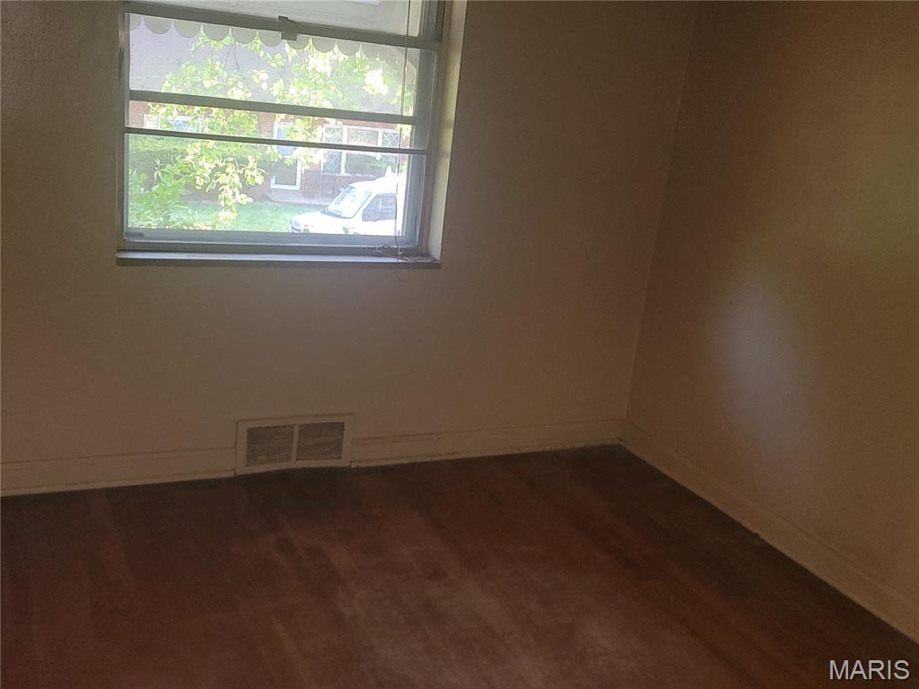 5th image of 7125 Roland Blvd, Northwoods, MO 63121 | MLS# MIS26046759