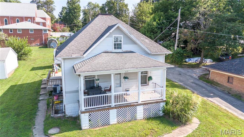 1st image of 619 W Randolph St, Vandalia, IL 62471 | MLS# MIS26046784