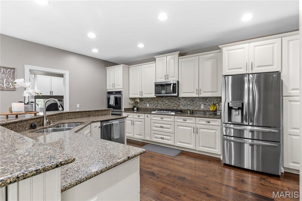 4th image of 1020 Brook Mont Dr, O Fallon, MO 63366 | MLS# MIS26046840