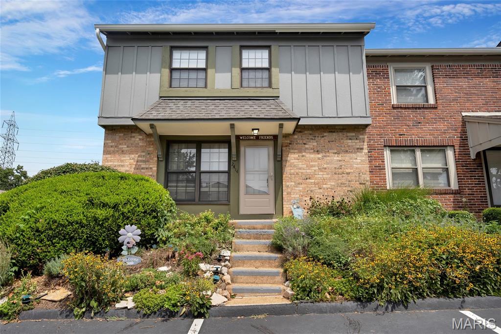 1st image of 2414 Hiddencrest Ln #115, Ballwin, MO 63021 | MLS# MIS26046847