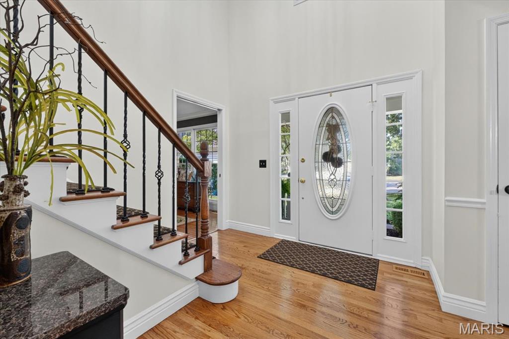 5th image of 15673 Coventry Farm Dr, Chesterfield, MO 63017 | MLS# MIS26046855