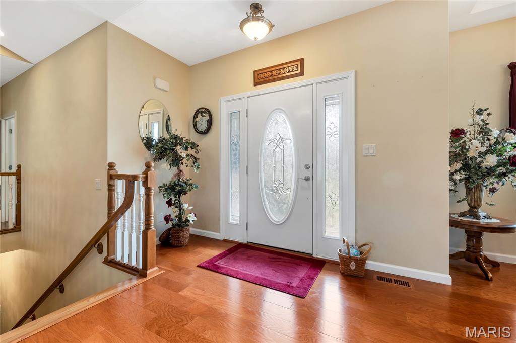 Homes for sale in Waterloo, IL | 401 Briarcliff Dr, Waterloo, IL 62298 | MLS# MIS26046872