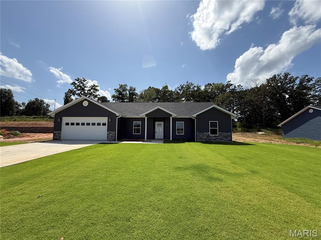19th image of 321 Kearbey Dr, Poplar Bluff, MO 63901 | MLS# MIS26046876