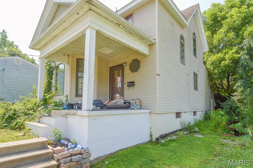 Homes for sale in Collinsville, IL | 535 Wilson Ave, Collinsville, IL 62234 | MLS# MIS26046885