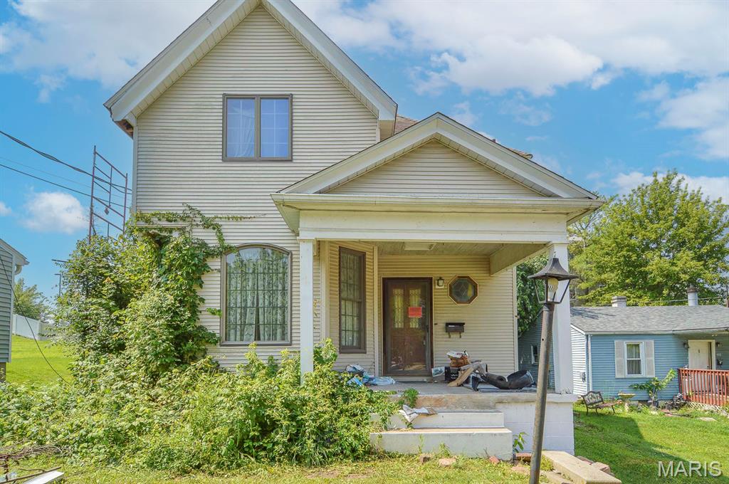 Homes for sale in Collinsville, IL | 535 Wilson Ave, Collinsville, IL 62234 | MLS# MIS26046885