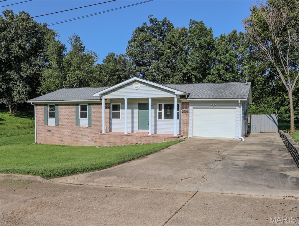 1st image of 2629 W Avondale St, Poplar Bluff, MO 63901 | MLS# MIS26046921