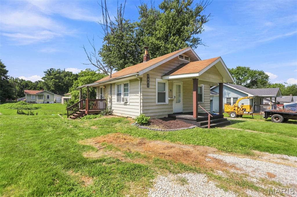 Homes for sale in Alton, IL | 3219 Duco St, Alton, IL 62002 | MLS# MIS26046941