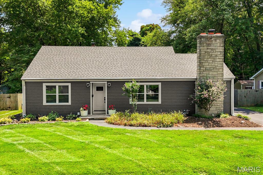 1st image of 45 Southern Dr, Belleville, IL 62223 | MLS# MIS26046965