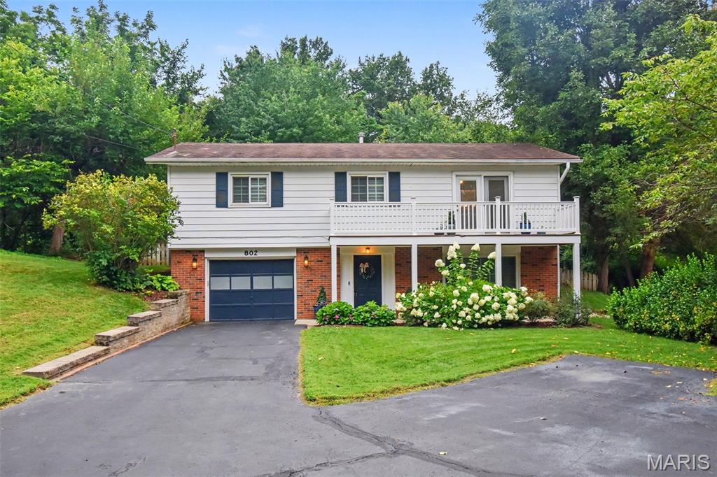 Homes for sale in Collinsville, IL | 802 Oran St, Collinsville, IL 62234 | MLS# MIS26046988